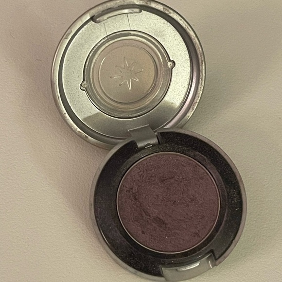 Urban Decay Other - Vintage Urban Decay Eyeshadow Single in ~ PURPLE HAZE ~ Plum Satin Shimmer